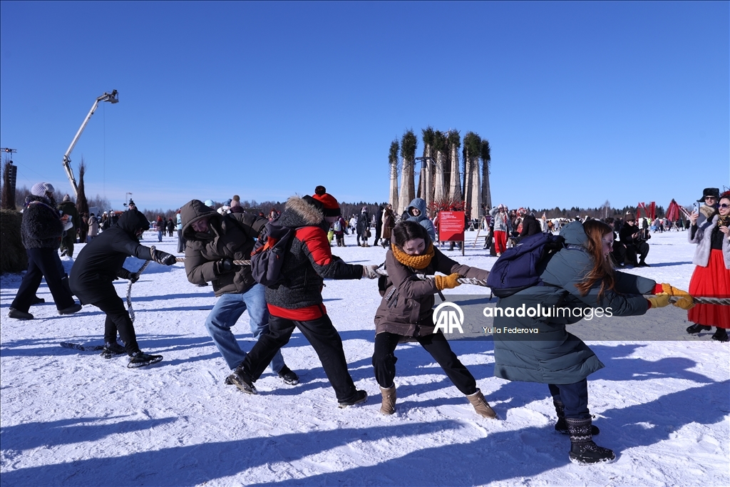 В Калужской области РФ отпраздновали Масленицу