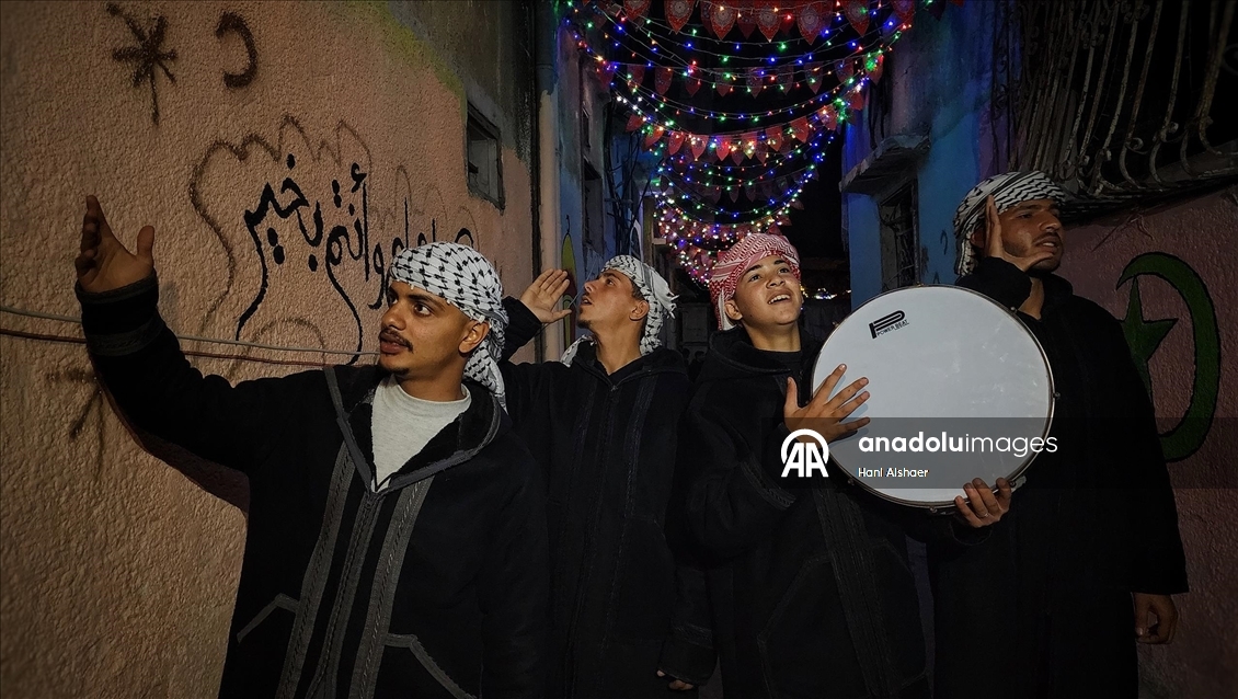 Gazze’de ramazan davulcusu geleneği sürüyor
