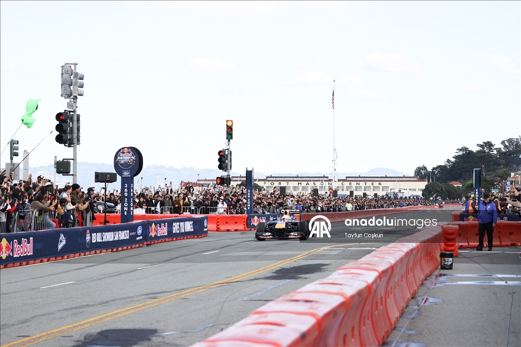 В Сан-Франциско прошло шоу Red Bull Showrun