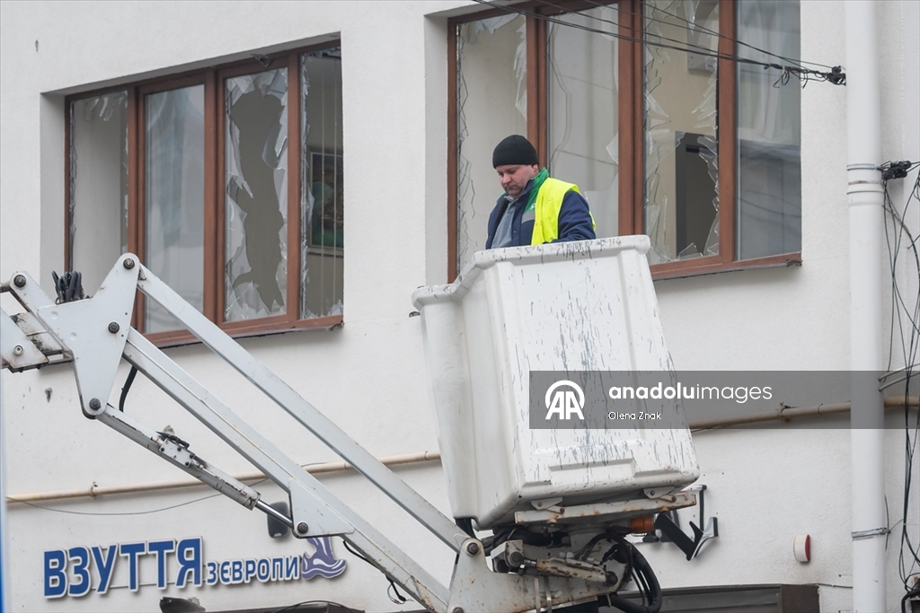 Lviv’de patlamalarda bir polis öldü, 24 kişi yaralandı