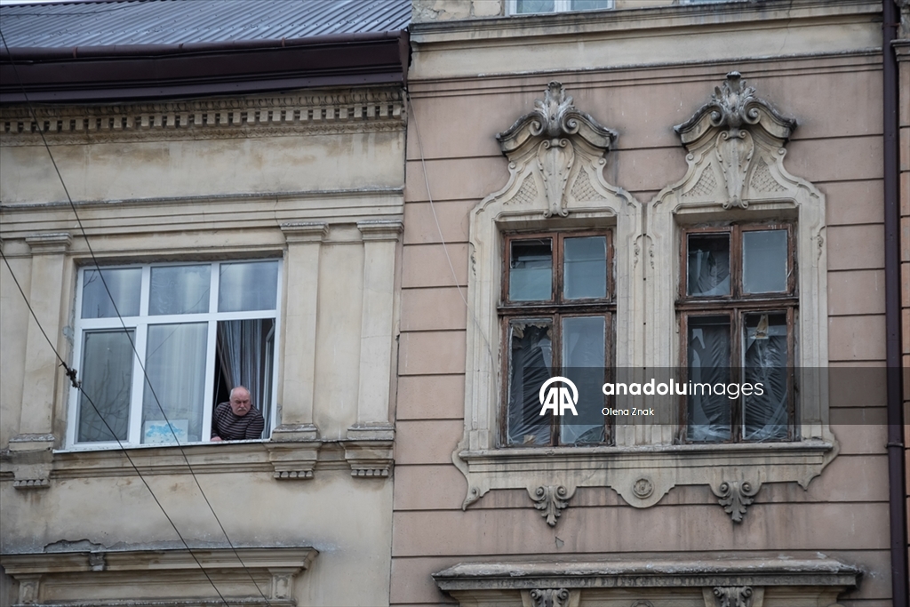 Lviv’de patlamalarda bir polis öldü, 24 kişi yaralandı