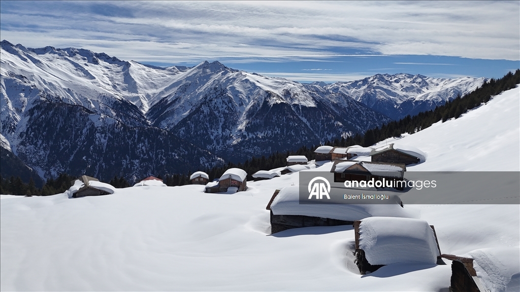 Rize'de Kaçkar Dağları ve yaylalardaki kar manzarası dronla görüntülendi 2