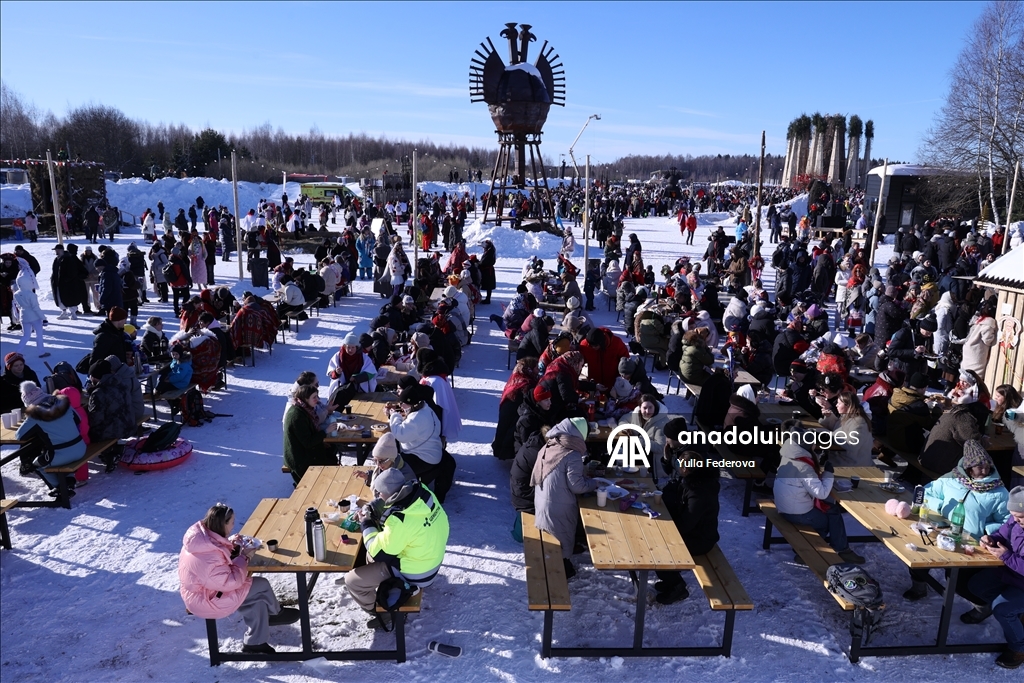 В Калужской области РФ отпраздновали Масленицу