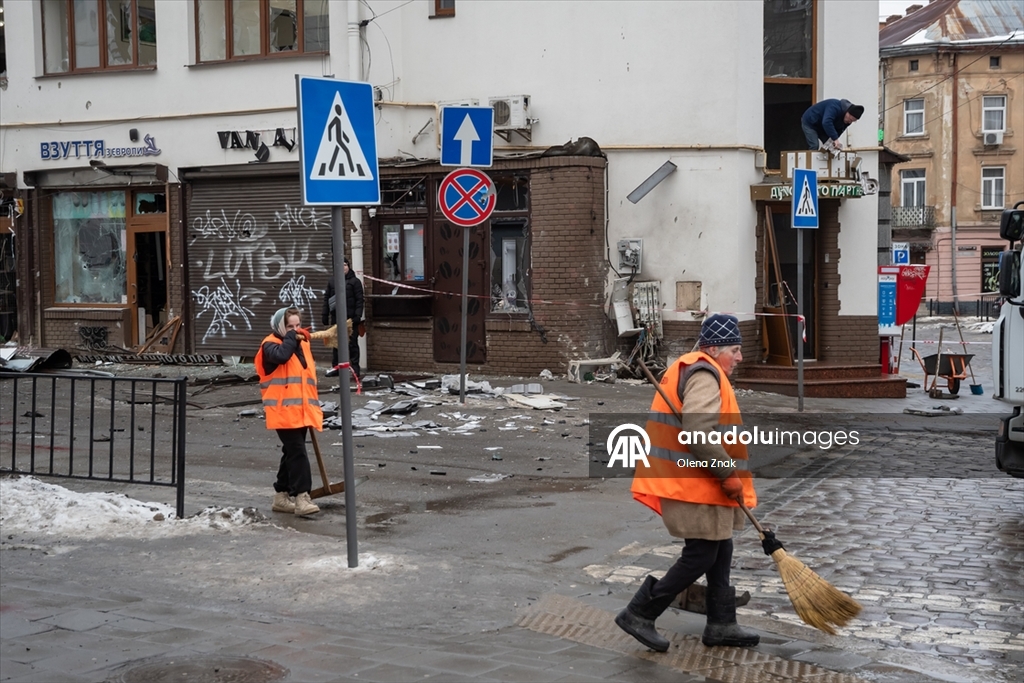 Lviv’de patlamalarda bir polis öldü, 24 kişi yaralandı