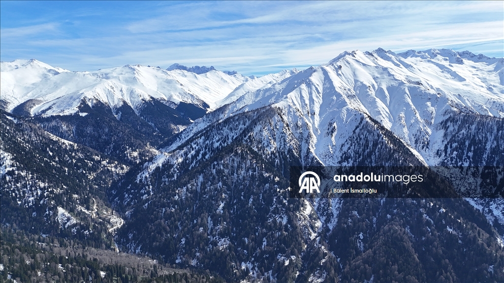 Rize'de Kaçkar Dağları ve yaylalardaki kar manzarası dronla görüntülendi 5