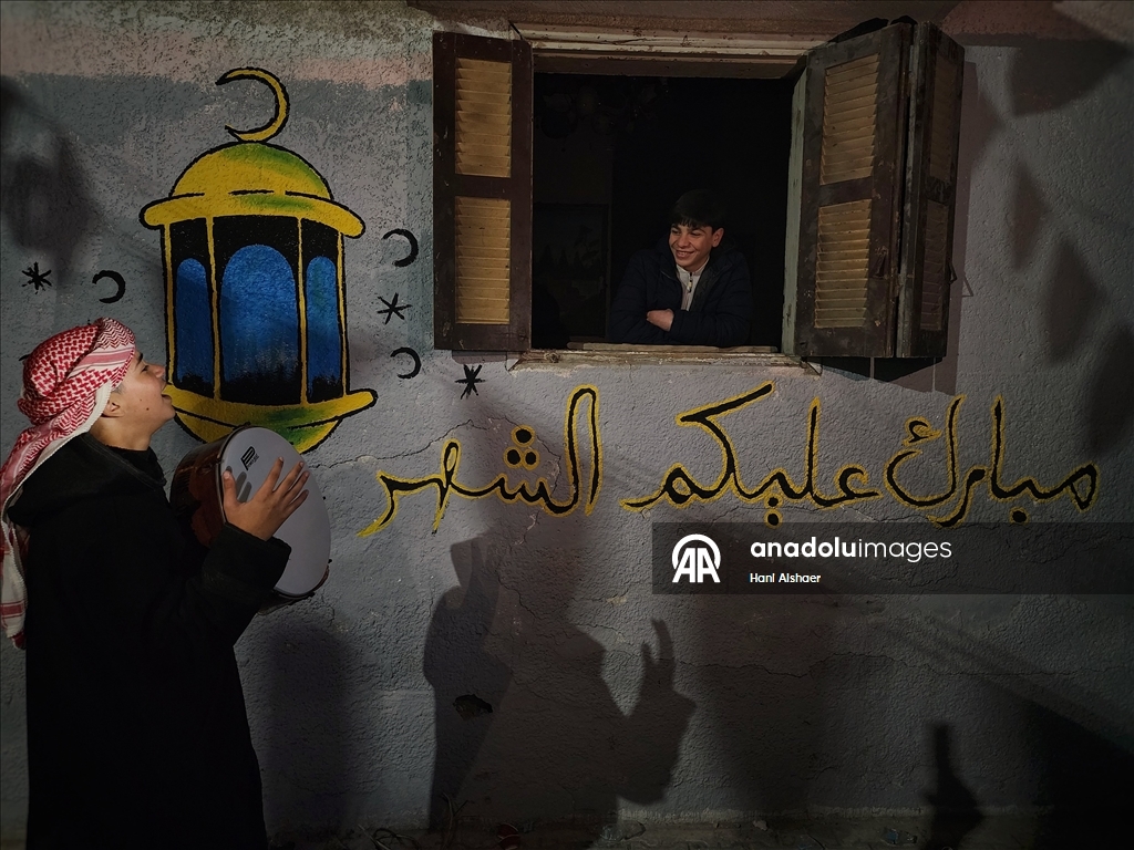 Gazze’de ramazan davulcusu geleneği sürüyor