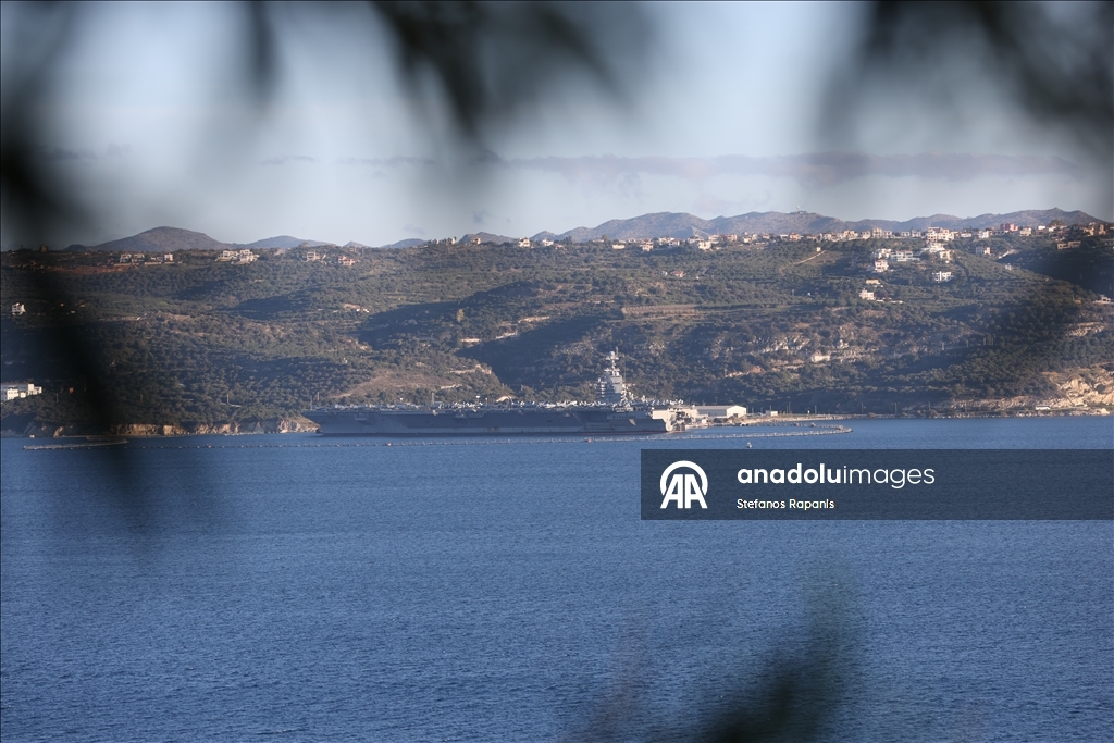 Американский авианосец USS Gerald R. Ford пришвартовался на Крите