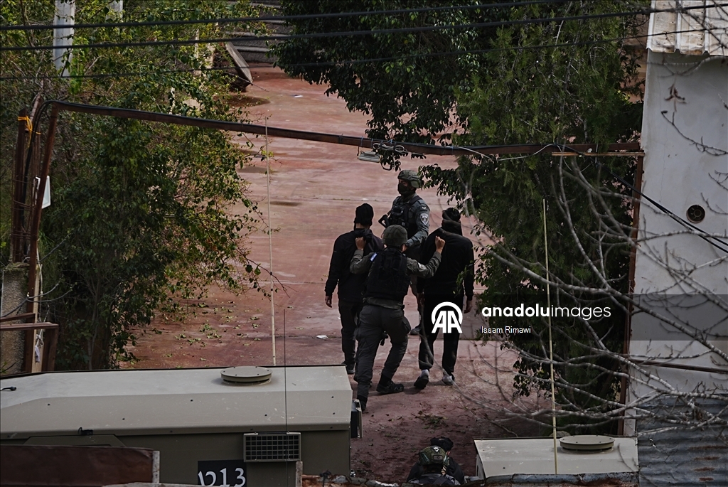 اقتحامات متواصلة برمضان.. الجيش الإسرائيلي يعتقل فلسطينيين في "يعبد" بالضفة