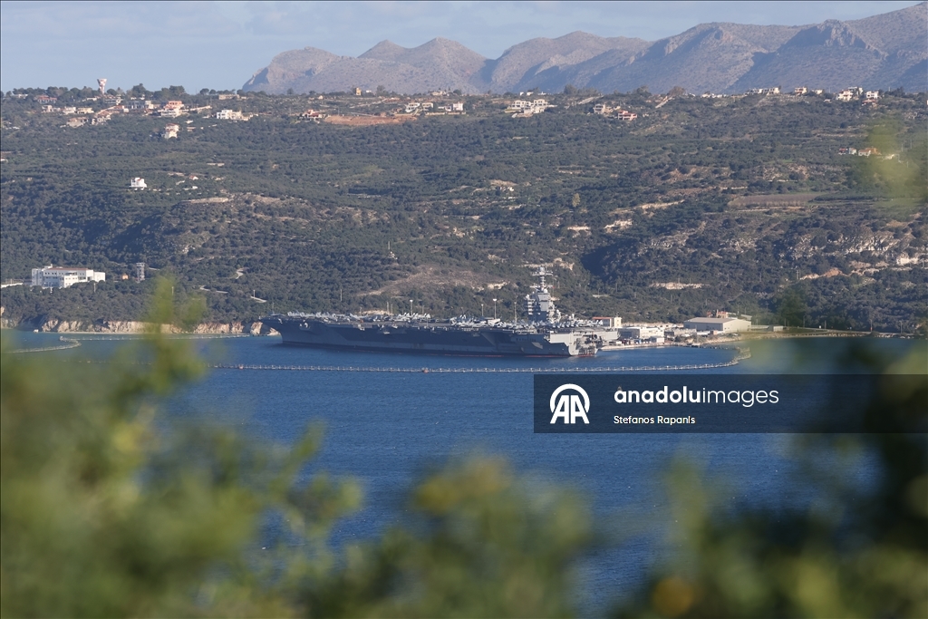 Американский авианосец USS Gerald R. Ford пришвартовался на Крите