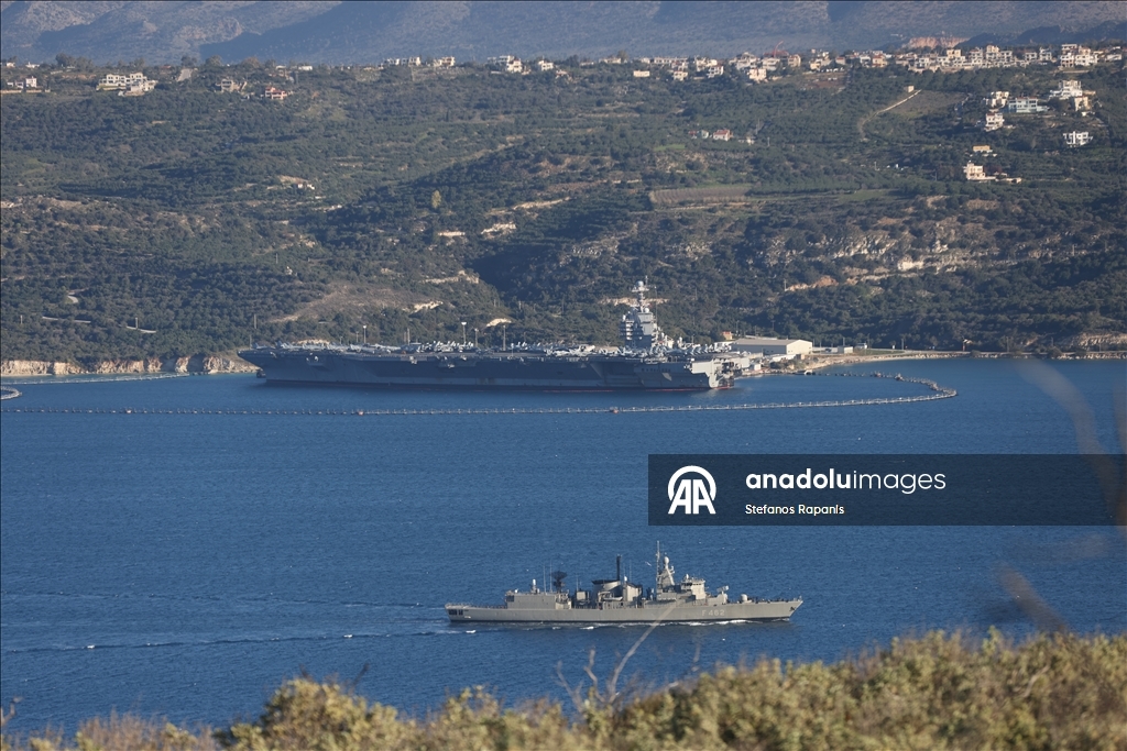 Американский авианосец USS Gerald R. Ford пришвартовался на Крите
