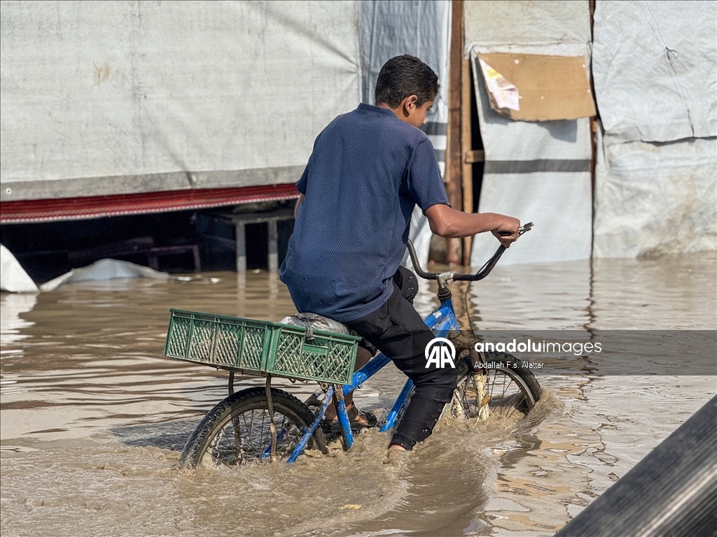 Gazze'de şiddetli yağış sele yol açtı