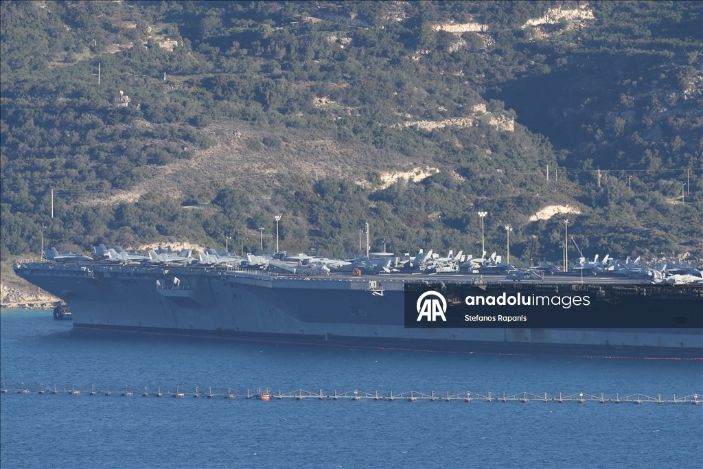 Американский авианосец USS Gerald R. Ford пришвартовался на Крите