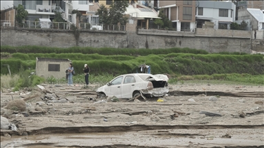 Peru'da şiddetli yağış ve sel hasara yol açtı
