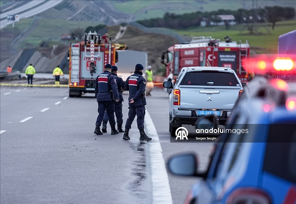 Balıkesir'de F-16 uçağının kaza kırıma uğraması sonucu pilot şehit oldu