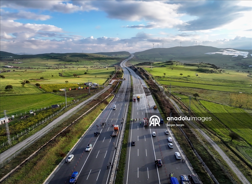 Balıkesir'de F-16 uçağının kaza kırıma uğraması sonucu pilot şehit oldu
