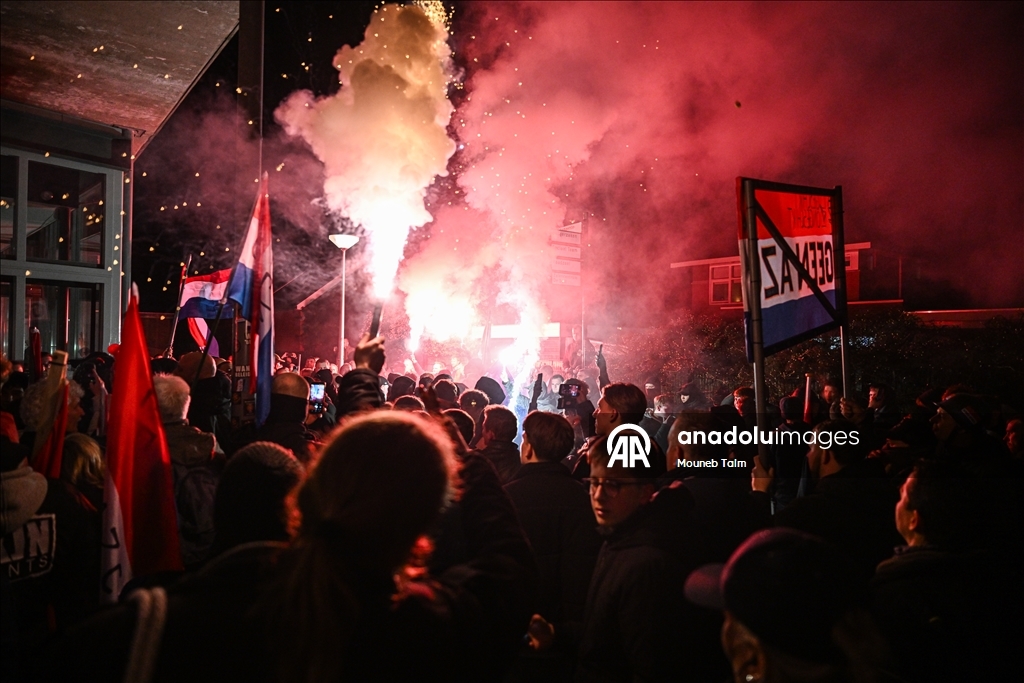 Hollanda'da planlanan göçmen sığınma merkezi protesto edildi