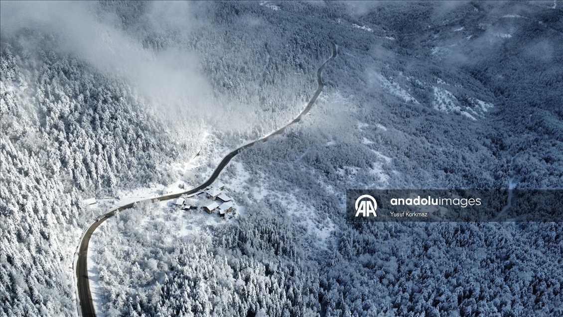 Karabük'ün yüksek kesimlerinde kar etkili oldu