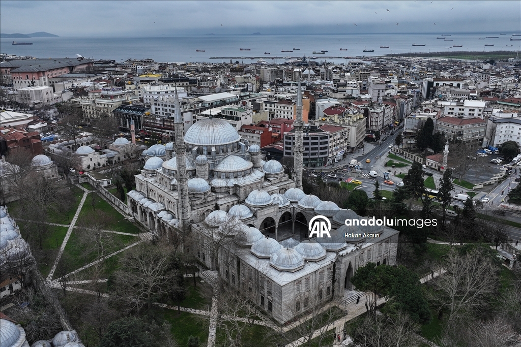 İSTANBUL'UN SELATİN CAMİLERİ - Mimar Sinan'ın çıraklık eseri Şehzade Camisi, Osmanlı kubbe mimarisinin ilk büyük adımı oldu