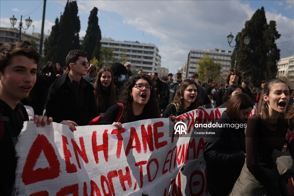 Students in Athens rally to mark the third anniversary of Tempi railway collision