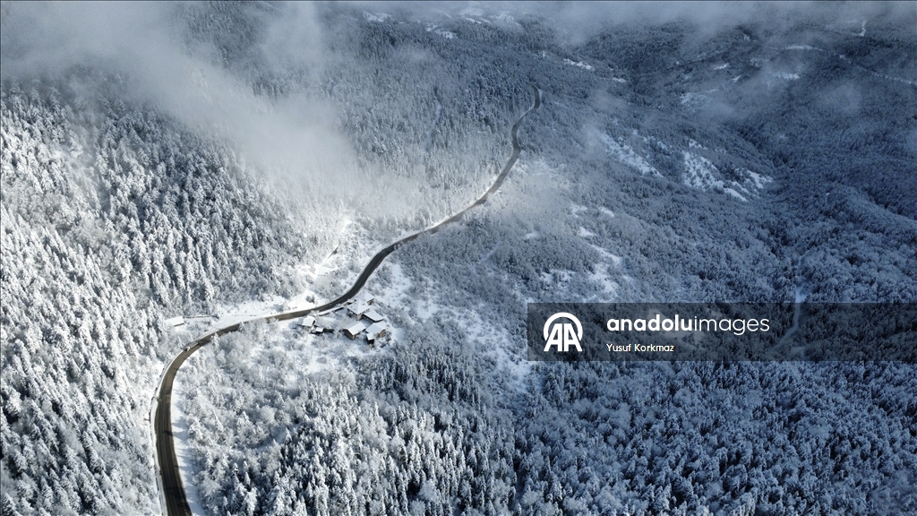 Karabük'ün yüksek kesimlerinde kar etkili oldu