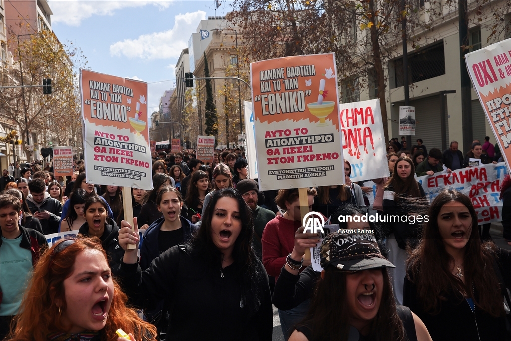 Students in Athens rally to mark the third anniversary of Tempi railway collision