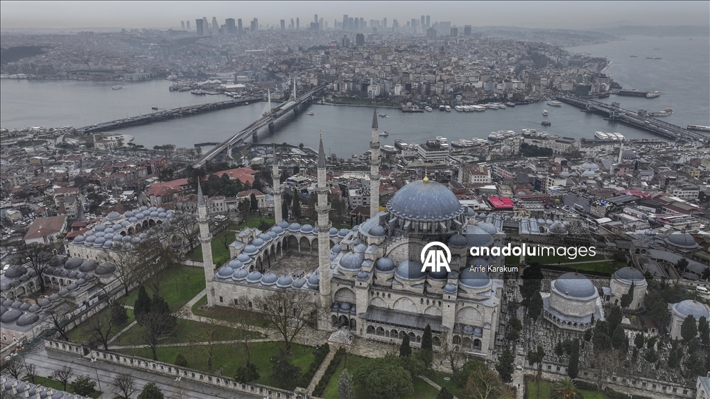 جامع السليمانية.. صرح معماري مهيب يجسد الحضارة العثمانية 