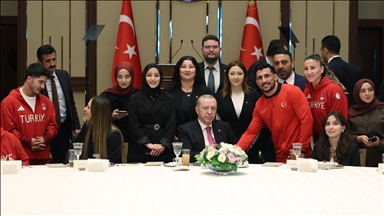 Cumhurbaşkanı Erdoğan, KYK öğrencileri, sporcular ve gençlerle iftar programına katıldı