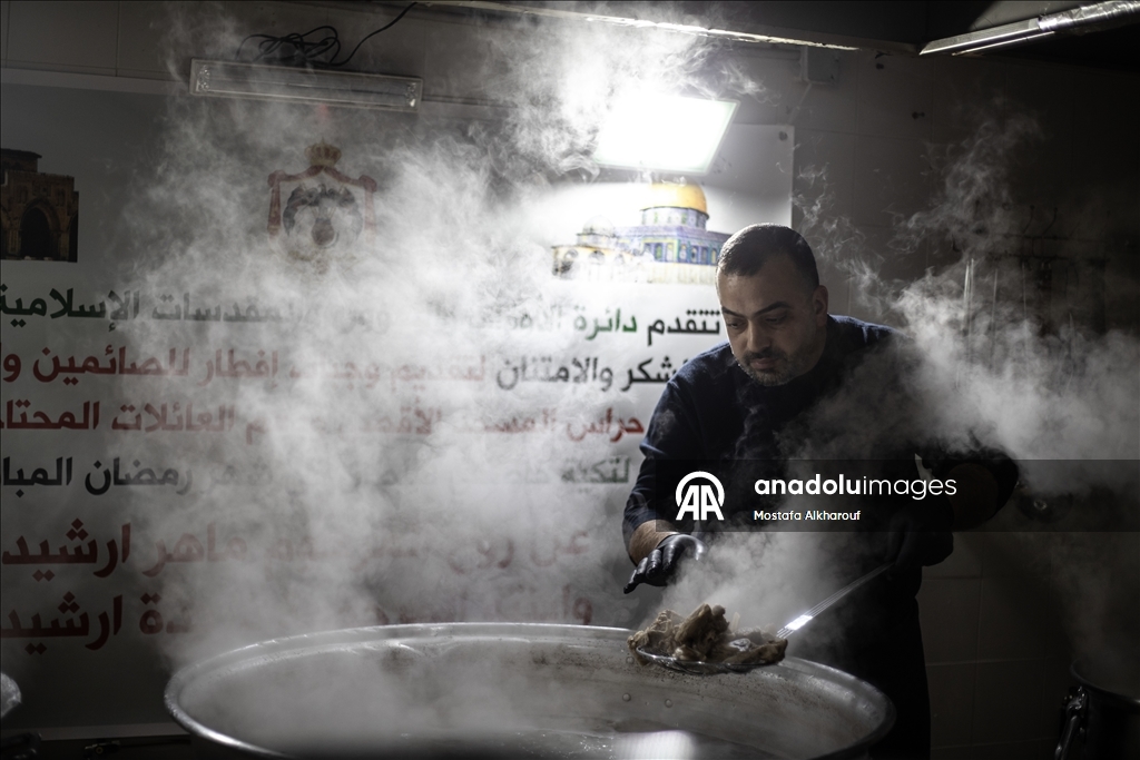 Османская благотворительная обитель в Иерусалиме уже 500 лет готовит ужины для постящихся