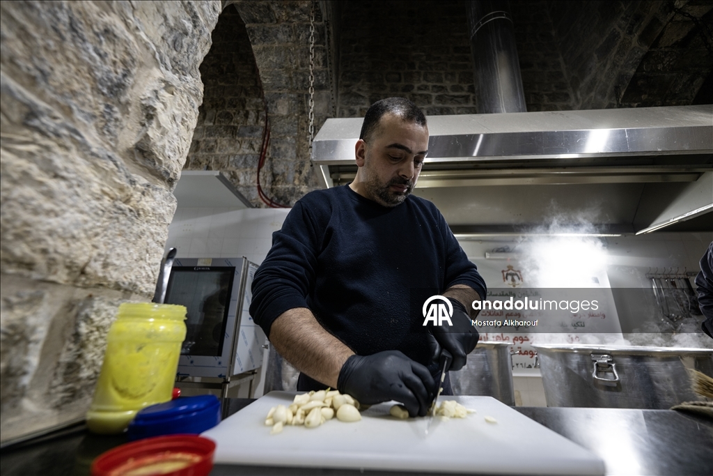 Османская благотворительная обитель в Иерусалиме уже 500 лет готовит ужины для постящихся