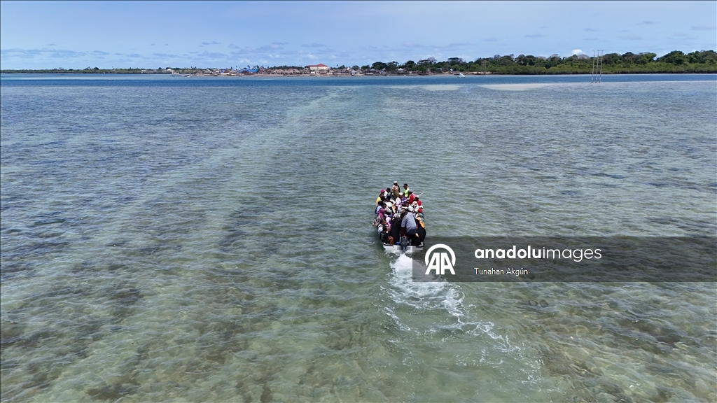 Турция оказала гуманитарную помощь нуждающимся и сиротам на танзанийском острове Пемба