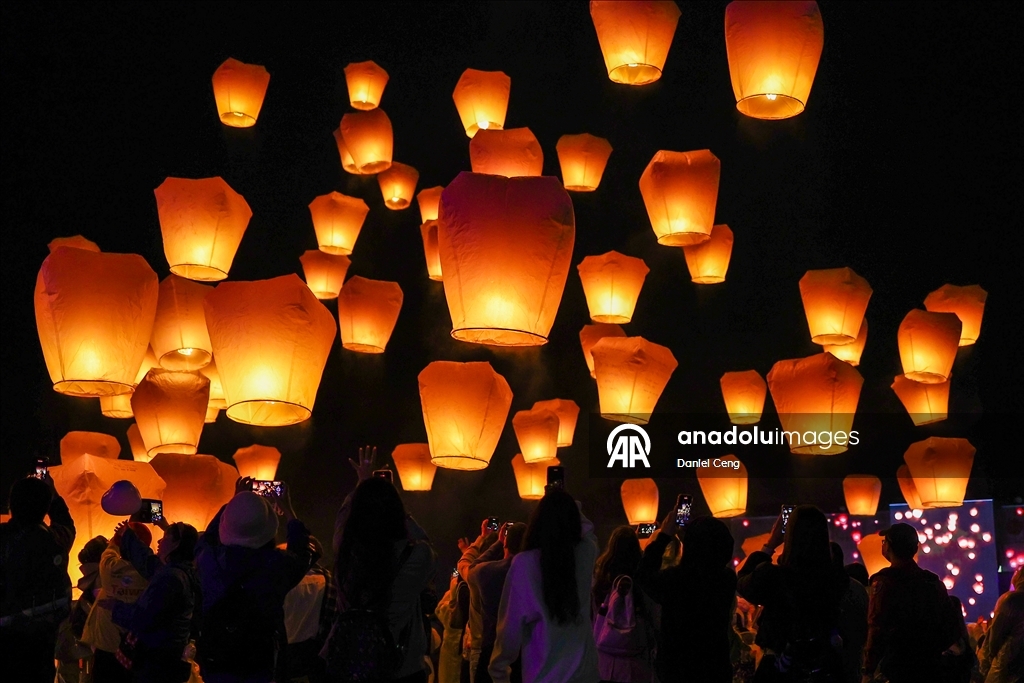 Taiwan celebrates Sky Lantern Festival