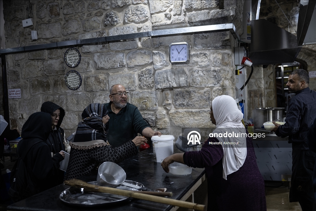 Османская благотворительная обитель в Иерусалиме уже 500 лет готовит ужины для постящихся