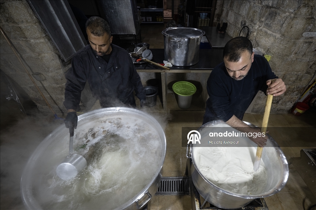 Османская благотворительная обитель в Иерусалиме уже 500 лет готовит ужины для постящихся