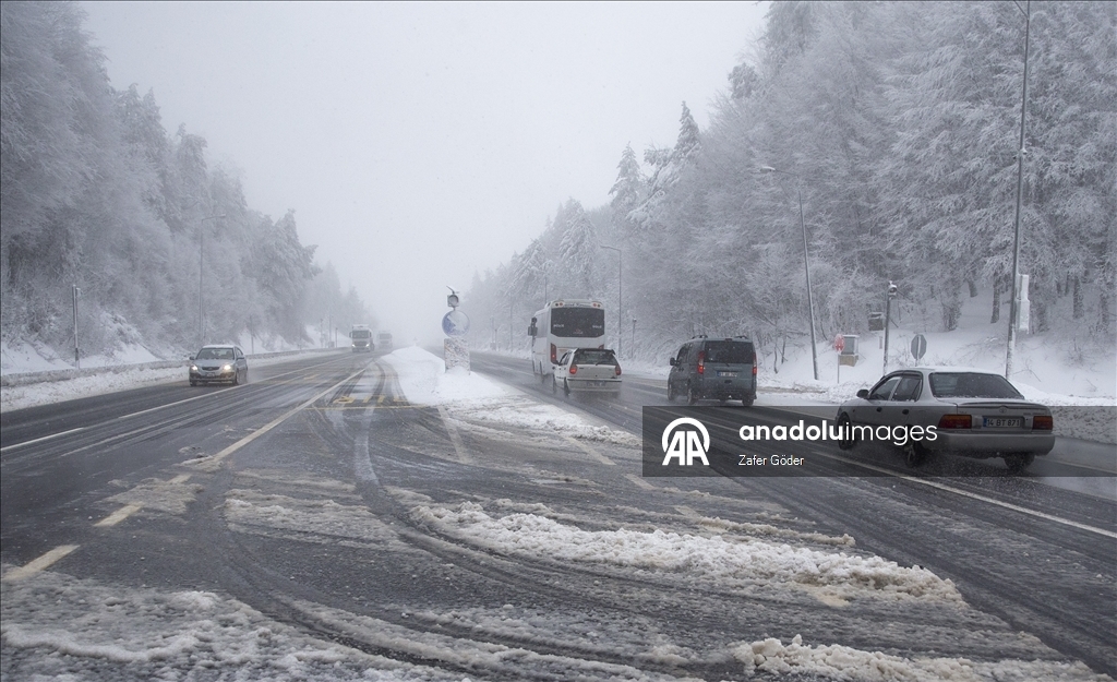 В многих регионах Турции наблюдается снег и холодная погода 22