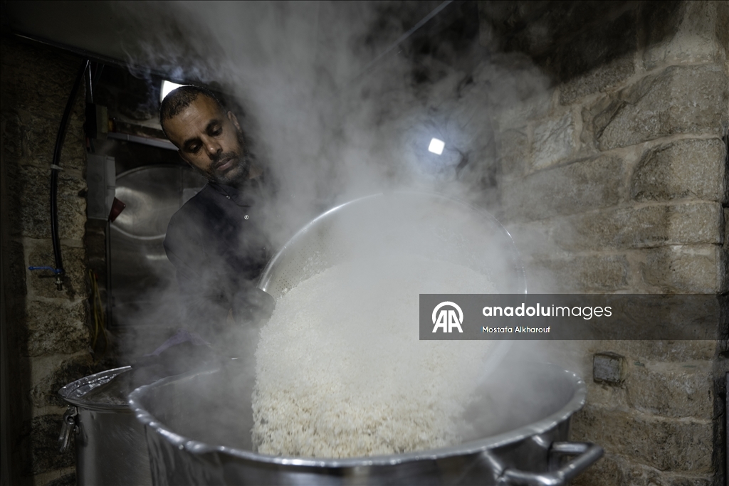 Османская благотворительная обитель в Иерусалиме уже 500 лет готовит ужины для постящихся