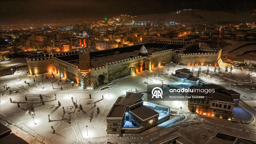 Karla kaplanan Erzurum havadan görüntülendi