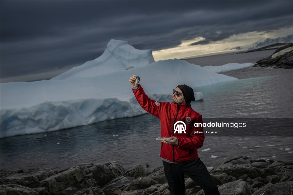 Antarktika'da 10. yıl: Türk bilim insanları gezegenin geleceği için çözüm arayışını sürdürüyor