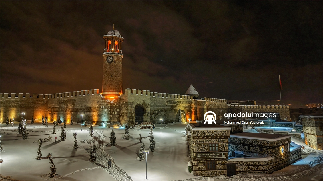 Karla kaplanan Erzurum havadan görüntülendi