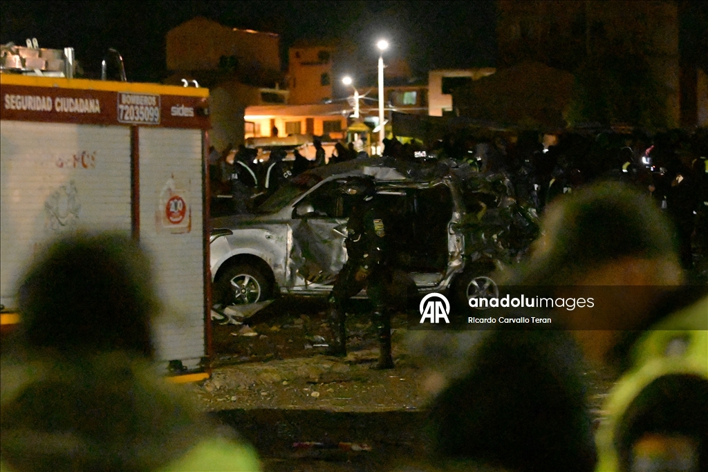 Bolivya'da para taşıyan askeri uçak düştü