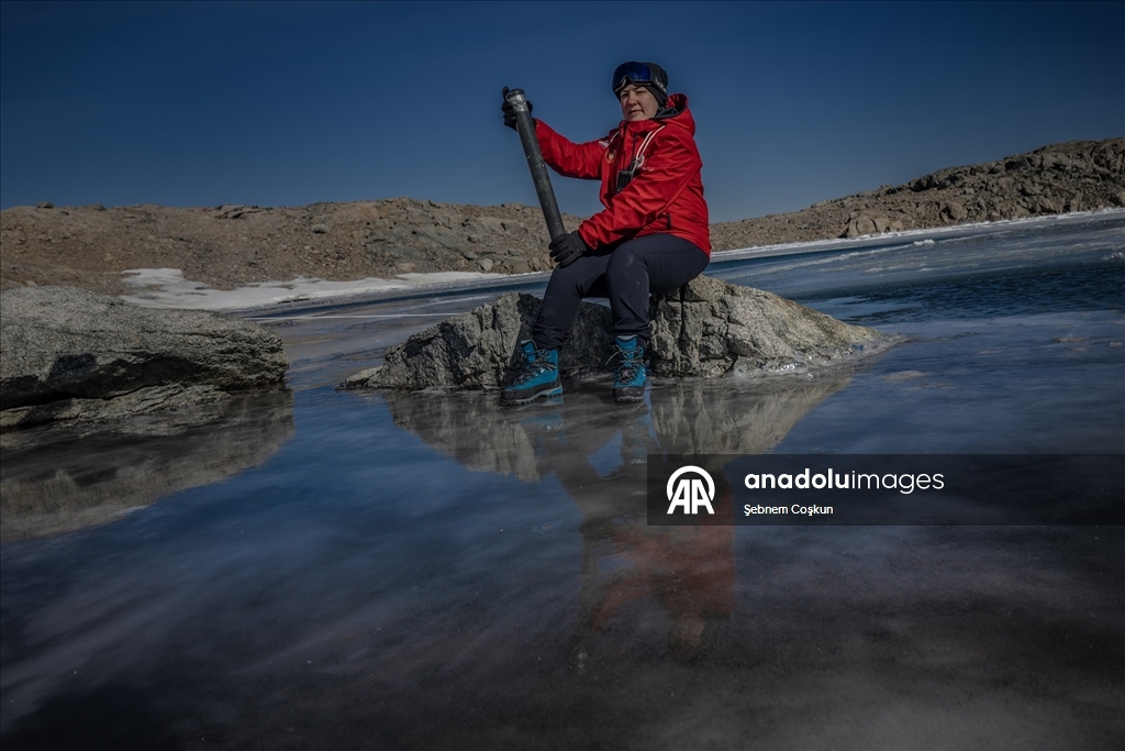 Antarktika'da 10. yıl: Türk bilim insanları gezegenin geleceği için çözüm arayışını sürdürüyor