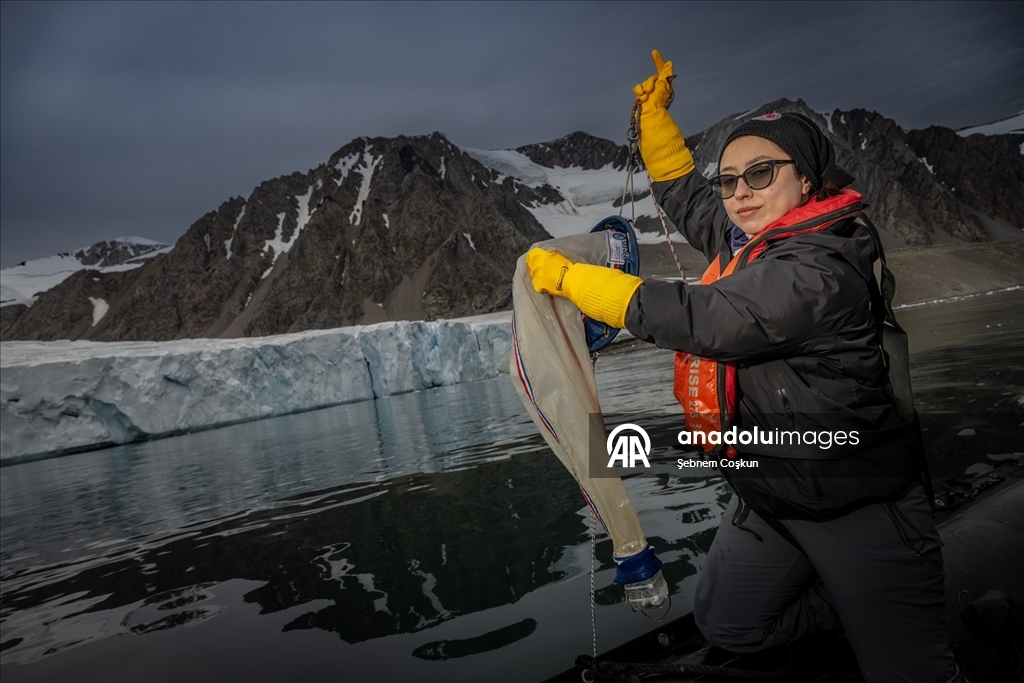 Antarktika'da 10. yıl: Türk bilim insanları gezegenin geleceği için çözüm arayışını sürdürüyor