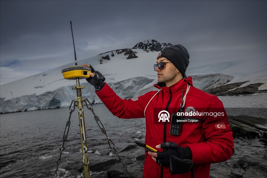 Antarktika'da 10. yıl: Türk bilim insanları gezegenin geleceği için çözüm arayışını sürdürüyor