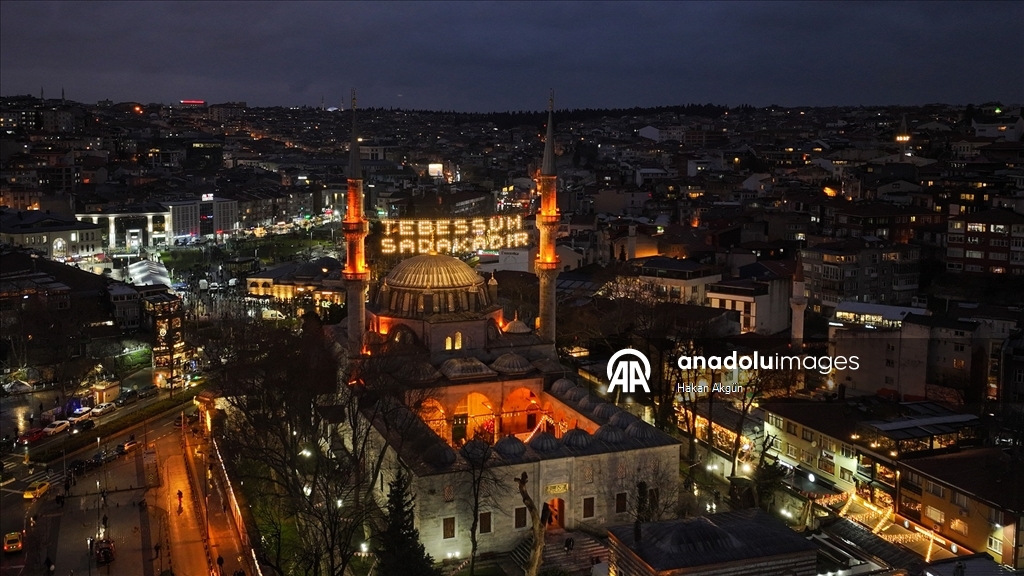 Valide-i Cedid Camisi havadan görüntülendi