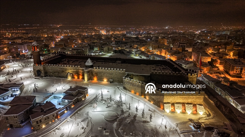 Karla kaplanan Erzurum havadan görüntülendi