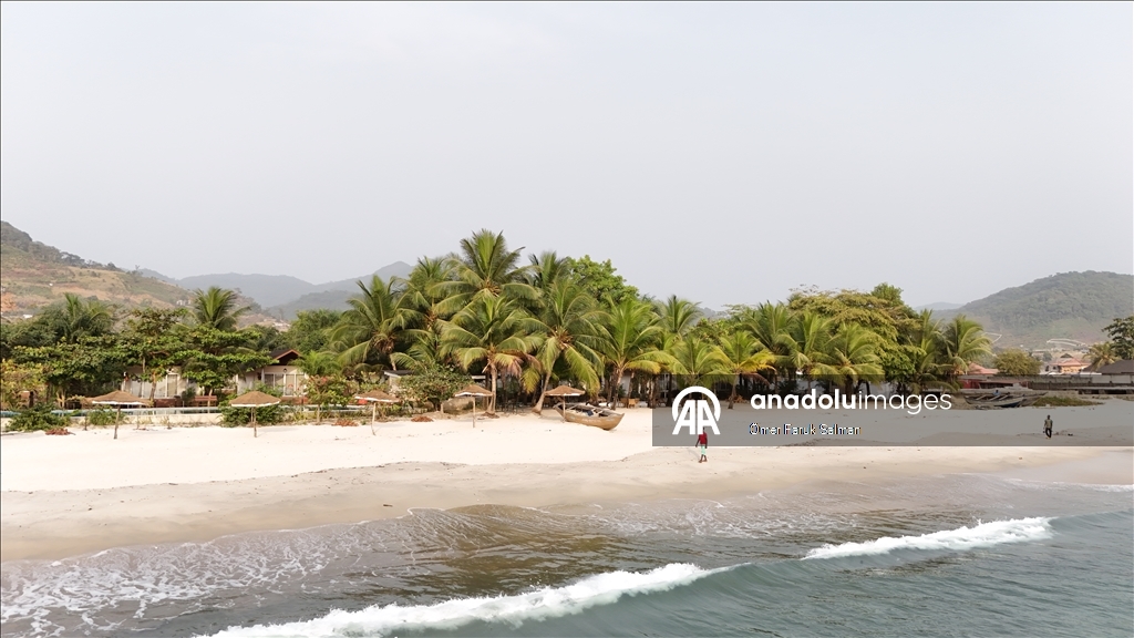 Batı Afrika'nın "incisi" Freetown sahili dron ile görüntülendi