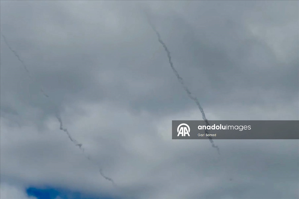 İran'dan İsrail'e misilleme füze saldırısı yapıldı