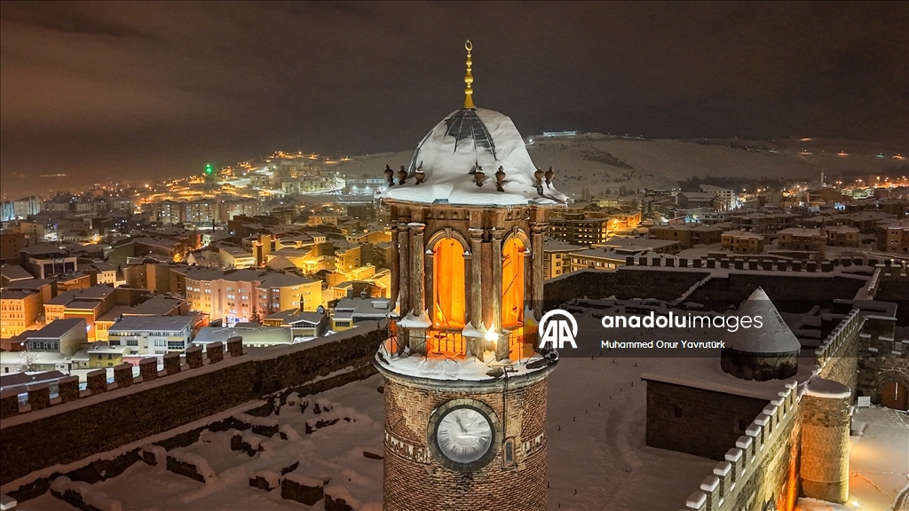 Karla kaplanan Erzurum havadan görüntülendi