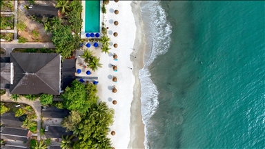 Batı Afrika'nın 'incisi' Freetown sahili dron ile görüntülendi