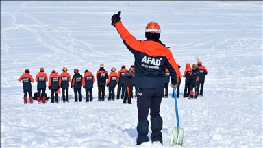 Çığda hayat kurtaran ekiplerin yetiştirildiği Van eğitim merkezi haline geldi