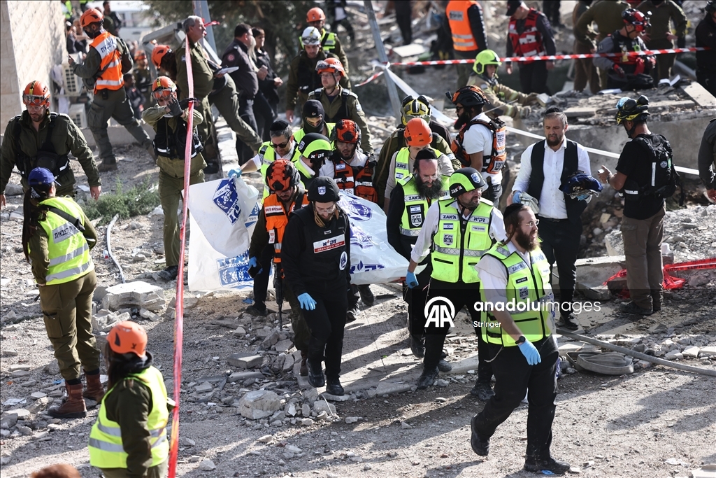  İran'ın İsrail'e düzenlediği füze saldırısında 8 kişi öldü